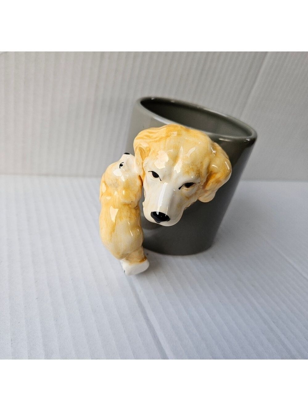 Vintage 92 Bergschrund Seattle Novelty 3D Golden Retriever Pup Cup Mug